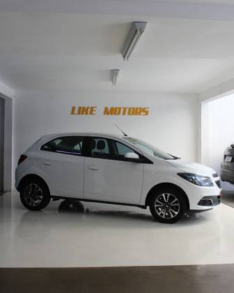 CHEVROLET ONIX 1.4 MPFI LTZ 8V FLEX 4P AUTOMÁTICO